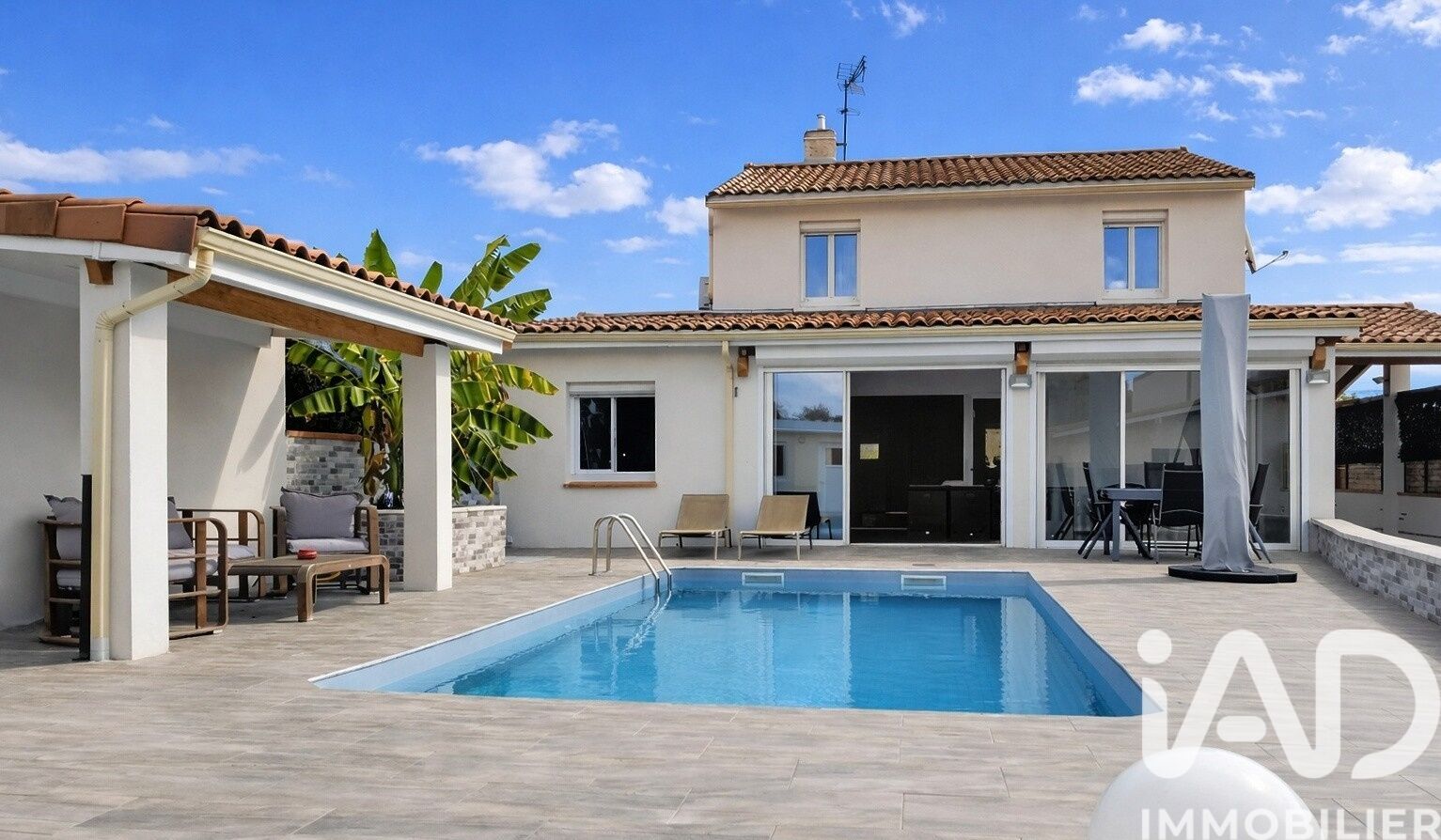 Grenade - 154m² - 5p.