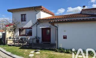 Maison 4 Pièces 208 m² à vendre à Reignat (63160)