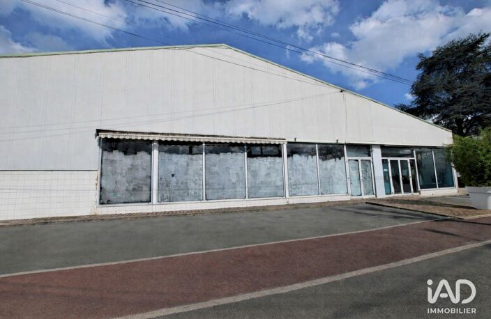 Vente Boutique/Local commercial 1 000 m&sup2; — photo 2