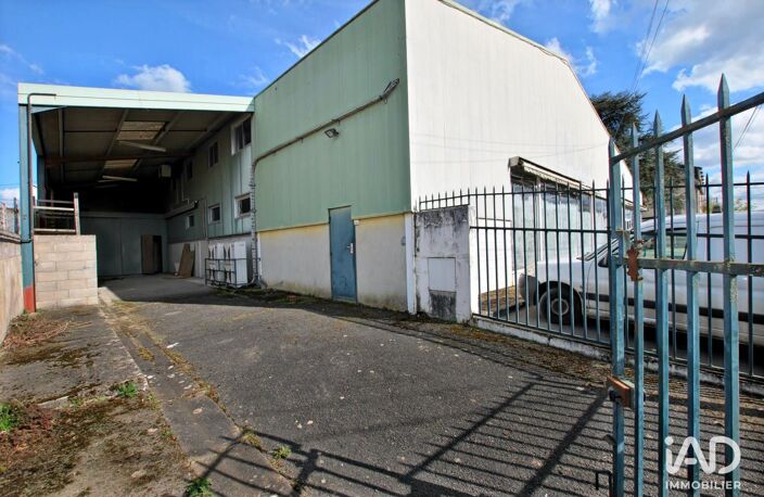 Vente Boutique/Local commercial 1 000 m&sup2; — photo 3