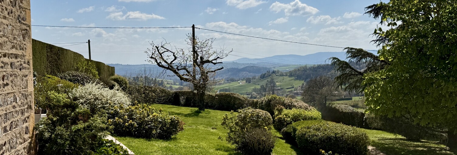 Maison 6 Pièces 180 m² à vendre à Saint-Vérand (69620)