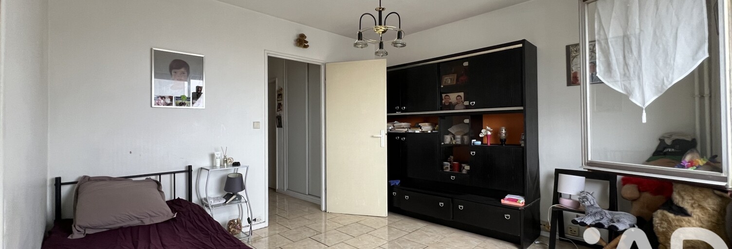 Appartement 1 Pièce 28 m² à vendre à Paris 19 (75019)