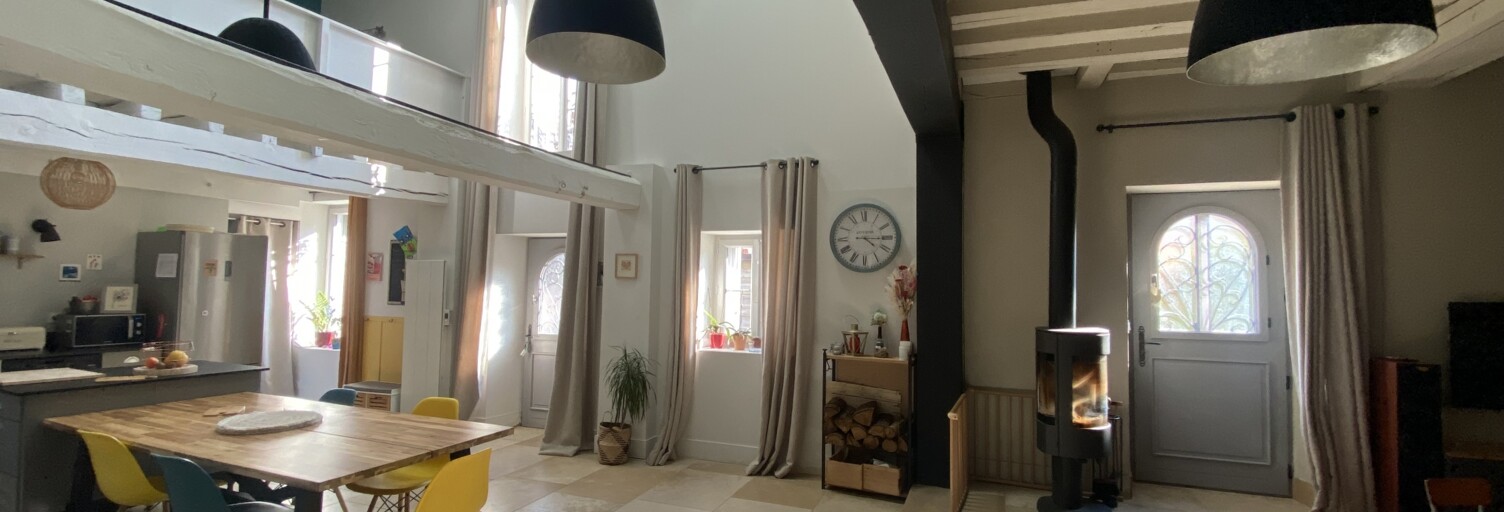 Maison 8 Pièces 207 m² à vendre à Hermeray (78125)