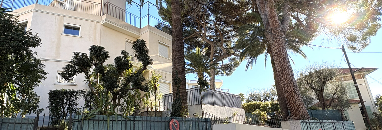 Bureau 6 Pièces 161 m² à vendre à Nice (06000)