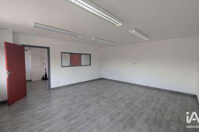 Commerce  868 €
