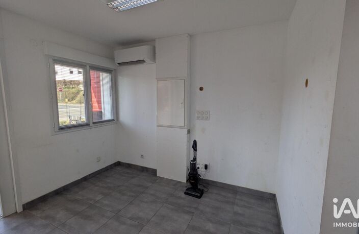Location Boutique/Local commercial 46 m&sup2; — photo 4