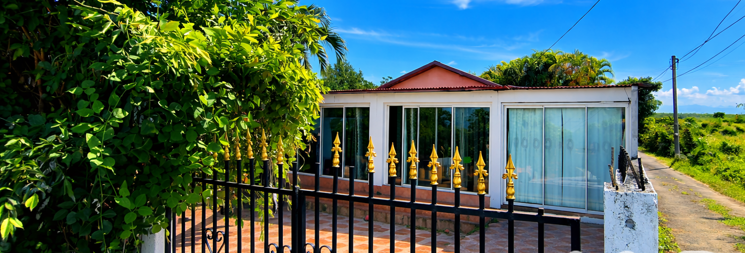 Maison 7 Pièces 123 m² à vendre à Saint-Pierre (97432)