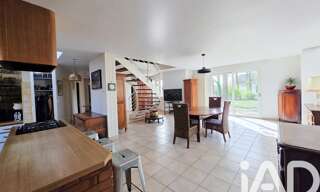 Maison 8 Pièces 219 m² à vendre à Forges-les-Bains (91470)