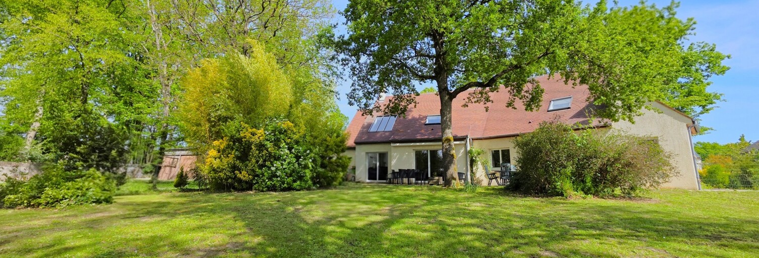 Maison 8 Pièces 219 m² à vendre à Forges-les-Bains (91470)