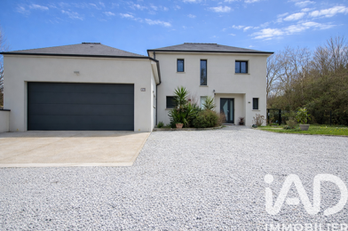 Maison 8 pièces 400000 €