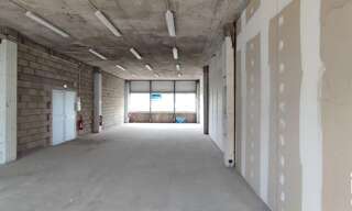 Commerce  113 m² à louer à Besançon (25000)