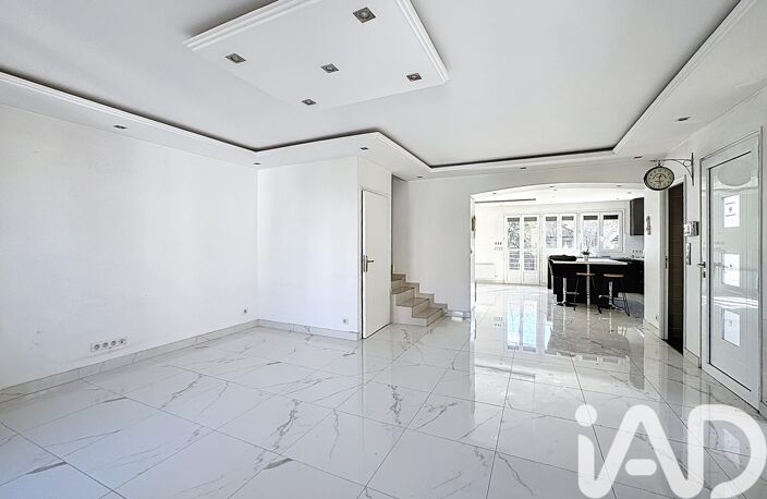 Vente Maison/villa 7 pièces — photo 2