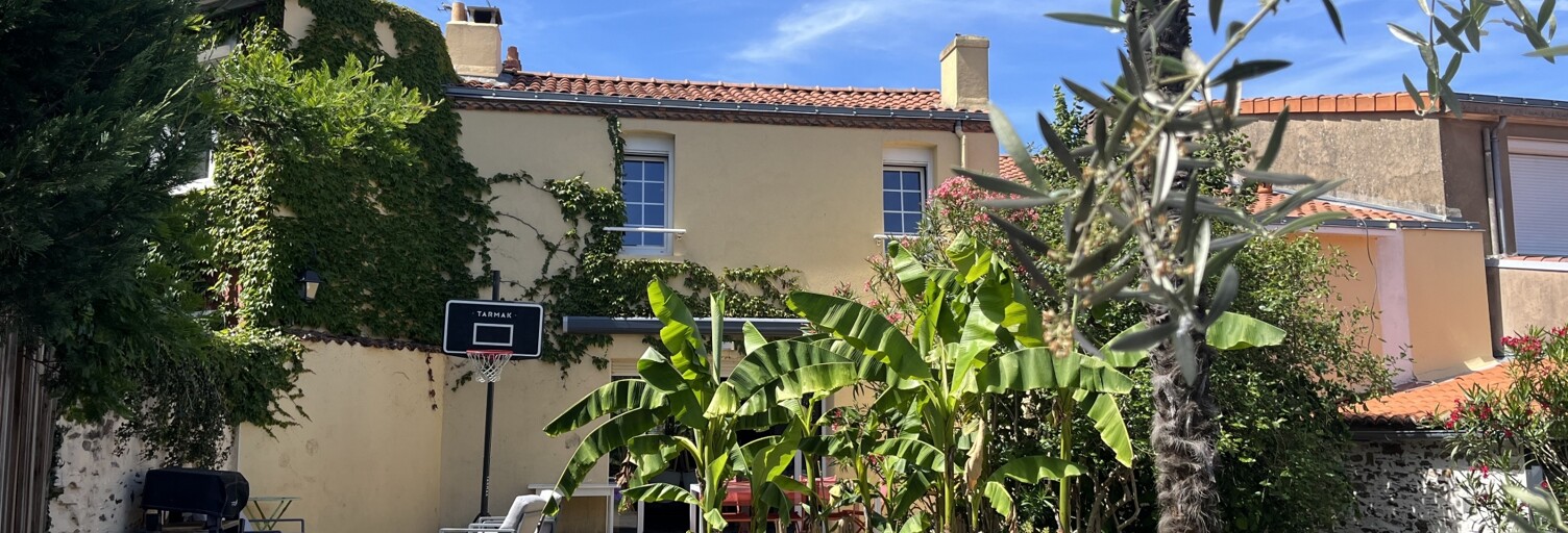 Maison 9 Pièces 212 m² à vendre à Montrevault-sur-Èvre (49270)