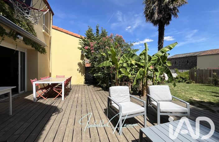 Vente Maison/villa 9 pièces — photo 4