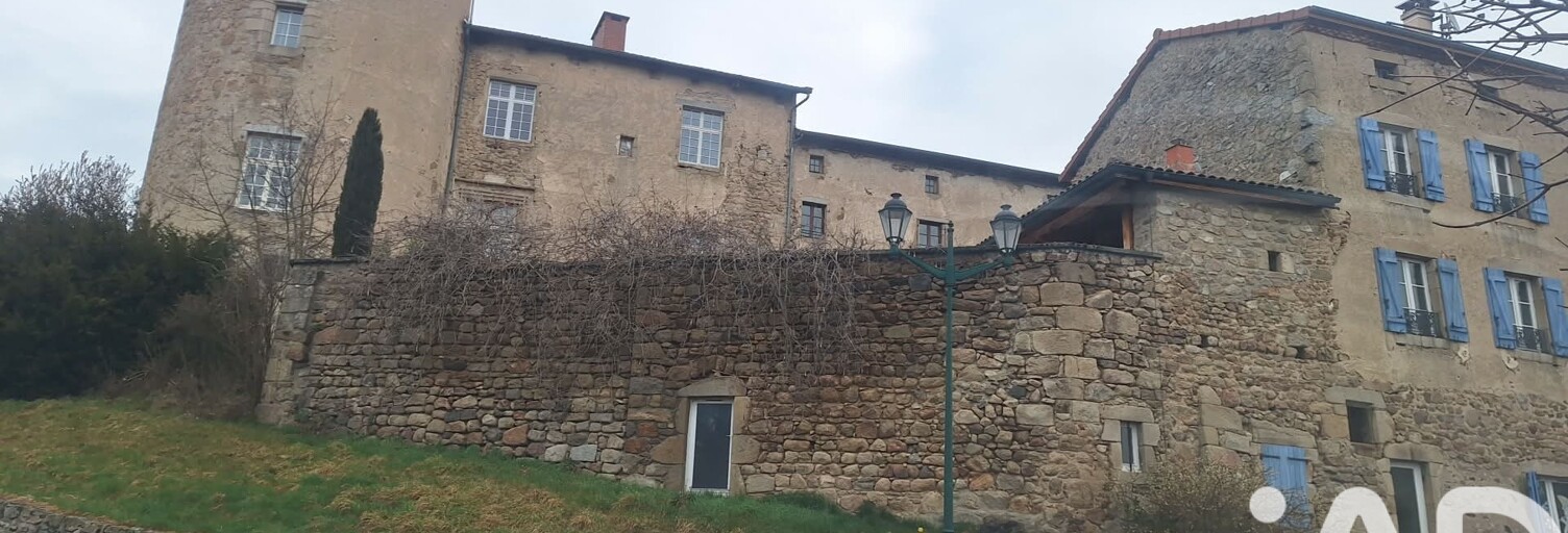 Immeuble  751 m² à vendre à Saint-Bonnet-le-Chastel (63630)