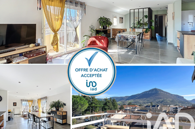 Appartement 4 pièces 210000 €