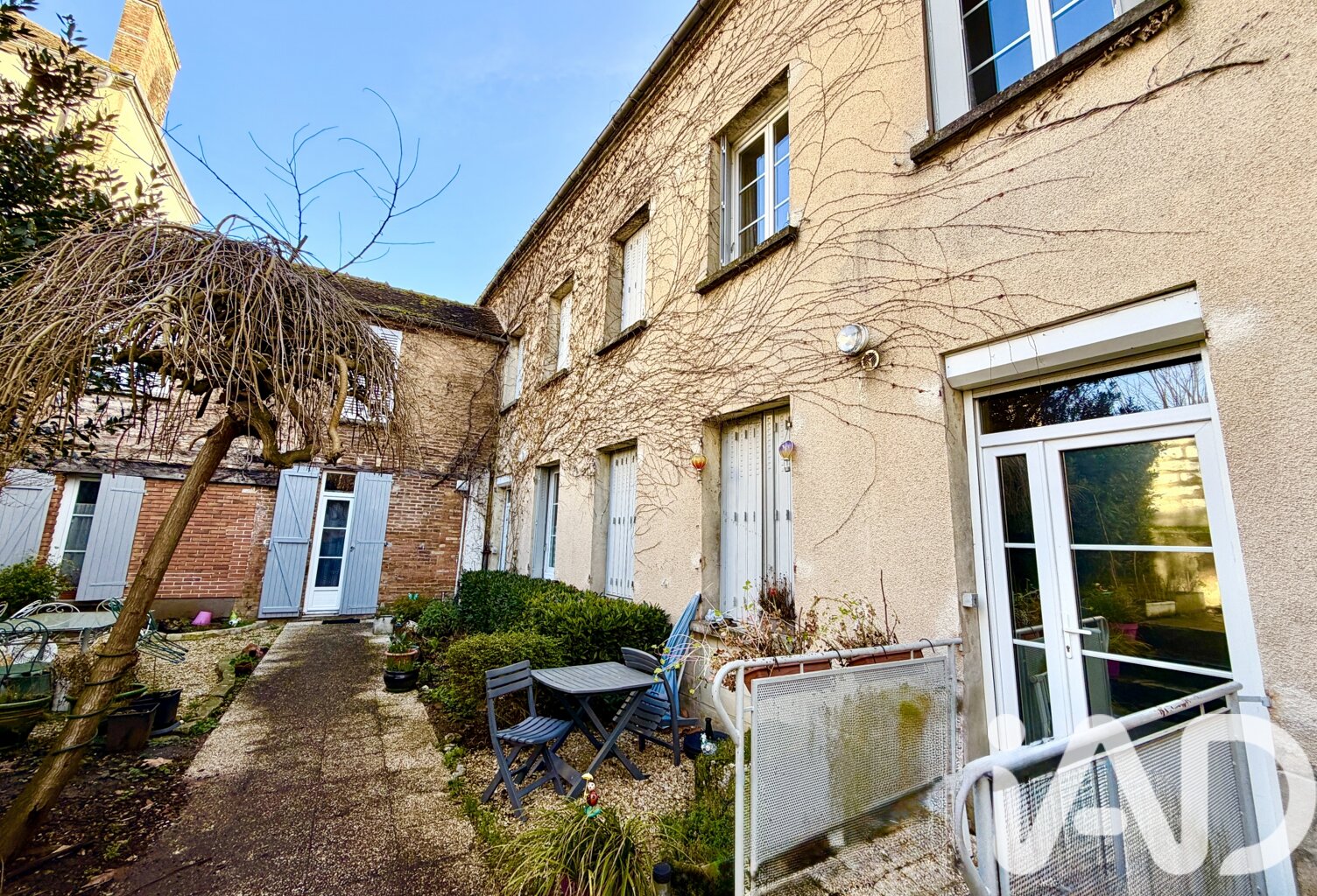 Vente Immeuble 350 m&sup2; — photo 1