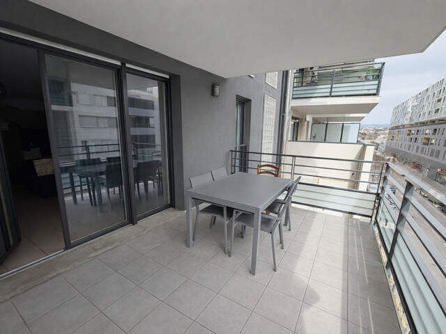 Spécial investisseur   T2 plus terrasse dans résidence services seniors 13010 Marseille — photo du bien