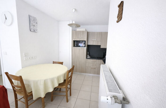 Spécial investisseur   T2 plus terrasse dans résidence services seniors 13010 Marseille — photo 3