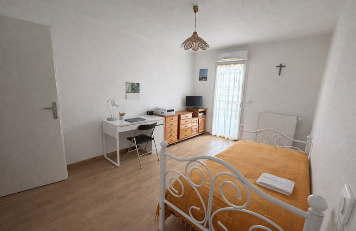 Spécial investisseur   T2 plus terrasse dans résidence services seniors 13010 Marseille — photo 4