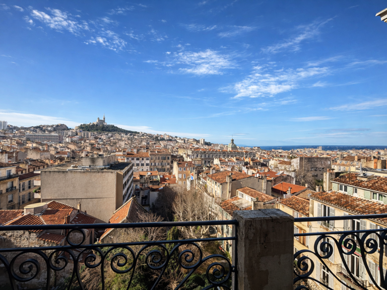 Appartement Bourgeois T5 de 147 m2   Terrasse & Vue Panoramique Mer & Notre-Dame — photo 1