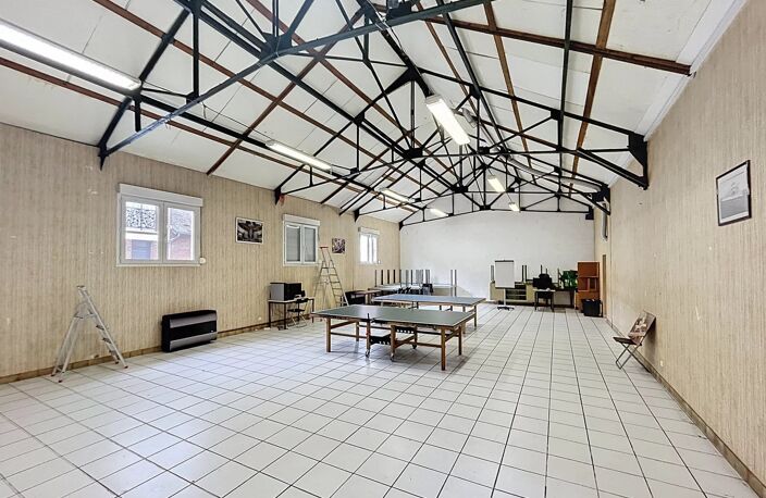 Local commercial 223 m² – ANIZY LE GRAND — photo 2