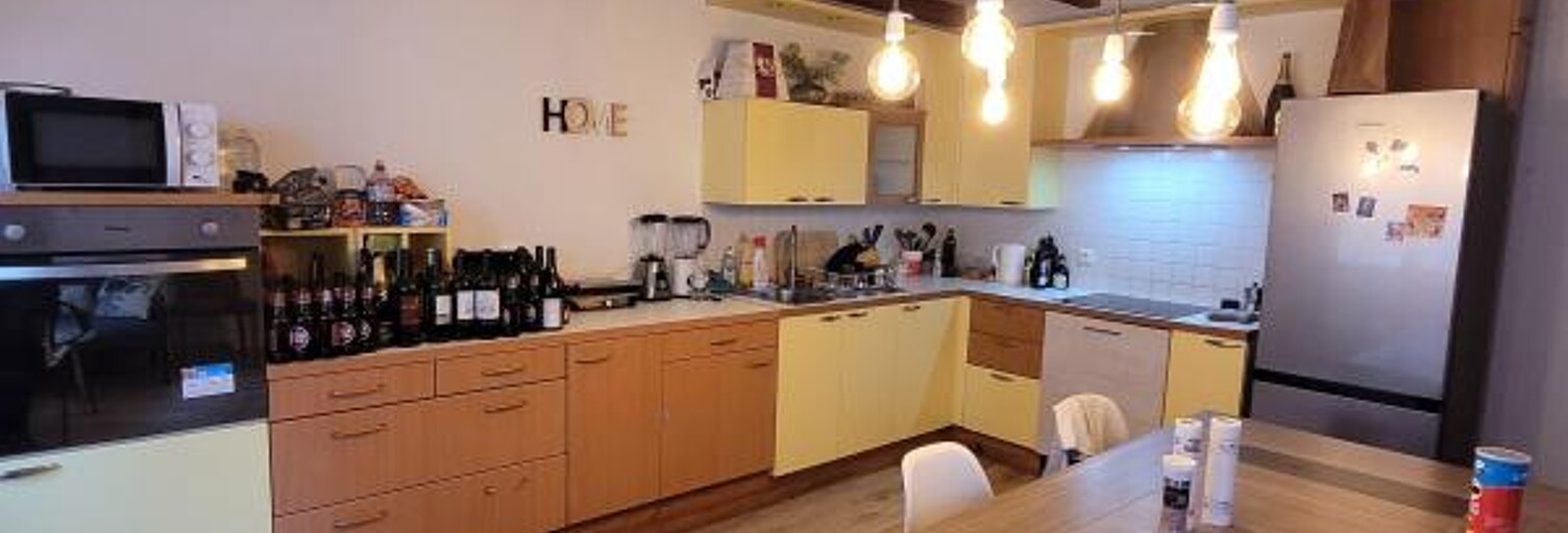 Maison 6 Pièces 205 m² à vendre à Saint-Genis-Pouilly (01630)