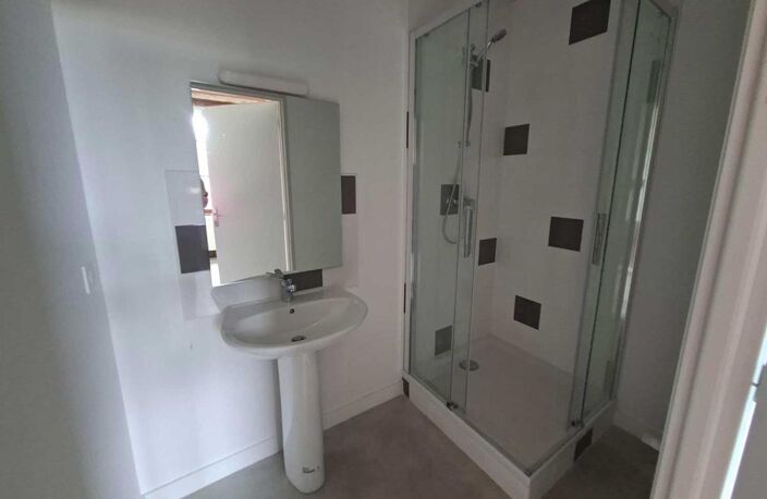 MAISON MITOYENNE 3 PIÈCES – 84 M² AVEC JARDIN DE 404 M² À MONTCEAU LES MINES — photo 5