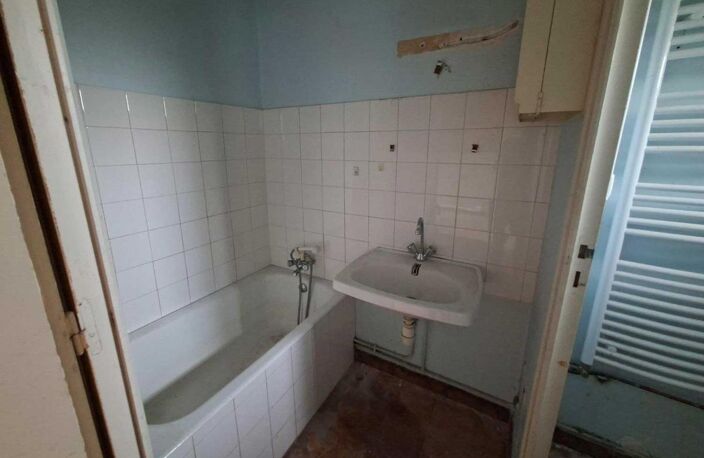 MAISON MITOYENNE 3 PIÈCES – 58 M² AVEC JARDIN DE 483 M² À MONTCEAU LES MINES — photo 4