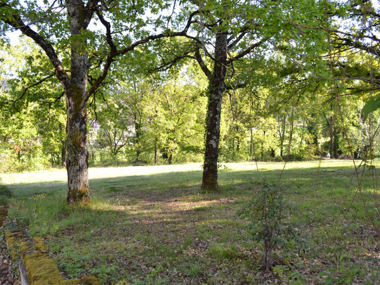 SECTEUR LARCHE/LA Feuillade- TERRAIN 2000 m2 avec TOUT A L EGOUT — photo 1