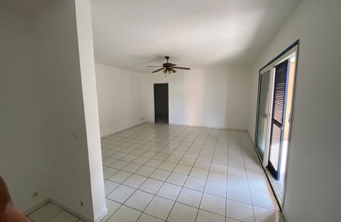 Appartement à vendre 4 pièces SAINT LAURENT DU MARONI (973) — photo 4