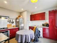 Appartement rénové avec vue imprenable sur les Pyrénées – Idron (64) — photo 4