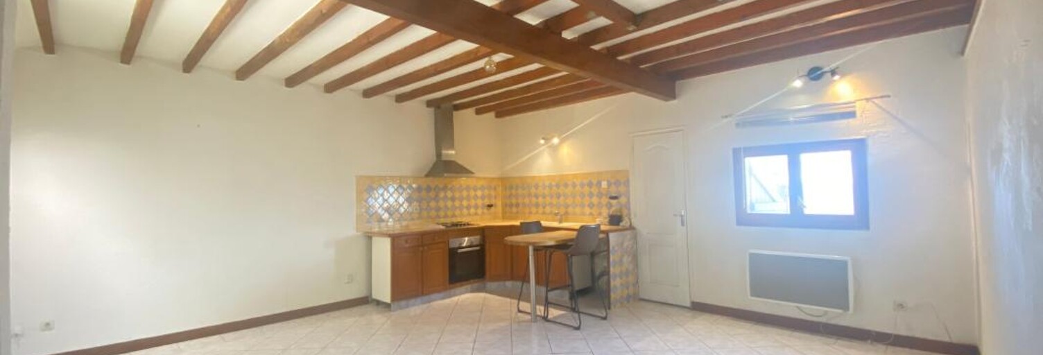 Maison 2 Pièces 52 m² à louer à Saint-Mitre-les-Remparts (13920)