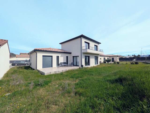 Villa à vendre — photo du bien