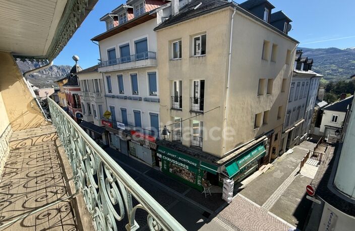 Immeuble à découper ou à rénover au cœur d'Argeles Gazost — photo 3