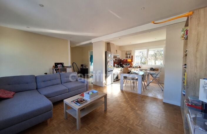 Maison à vendre 4 pièces LAVAL (53) — photo 2