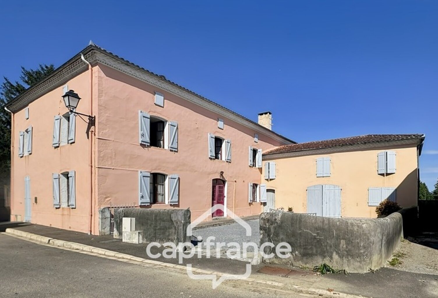 À VENDRE – HABAS - GRANDE MAISON DE VILLE AVEC NOMBREUSES DÉPENDANCES – JARDIN 2000 M2 — photo 1