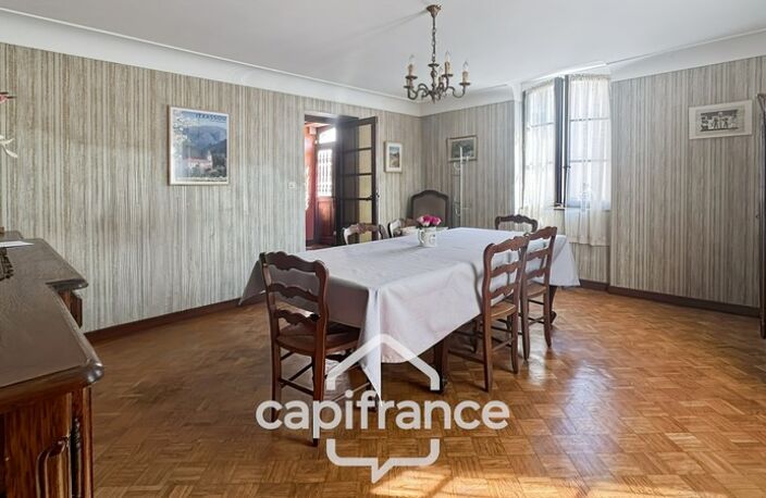 À VENDRE – HABAS - GRANDE MAISON DE VILLE AVEC NOMBREUSES DÉPENDANCES – JARDIN 2000 M2 — photo 3