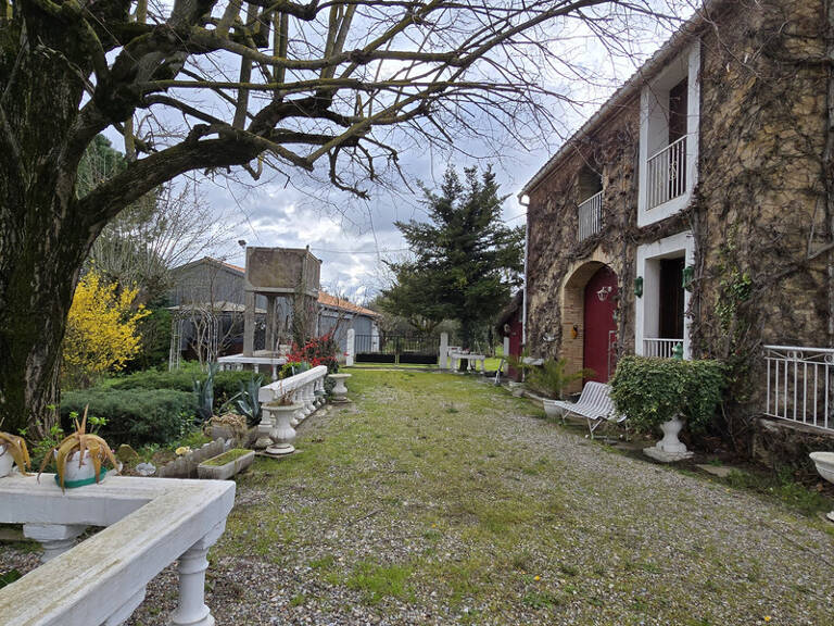 Domaine viticole 180 m² + dépendances + hangar – 6 754 m² – 15 min Carcassonne / Limoux — photo 1