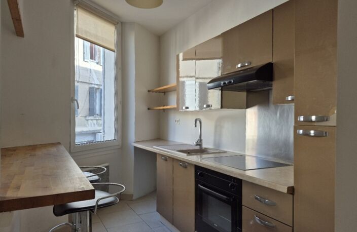 Appartement à vendre 2 pièces MARSEILLE 4EME ARRONDISSEMENT (13) — photo 3