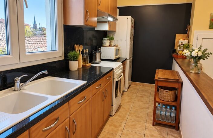 Local à vendre MONSEMPRON LIBOS (47), LOCAL GARAGE 348m2 ( loué ) + appartement T3- idéal ARTISAN/INVESTISSEUR, EXCELLENTE RENTABILITE — photo 3