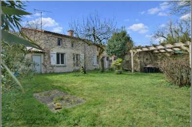 Maison 5 pièces 290100 €