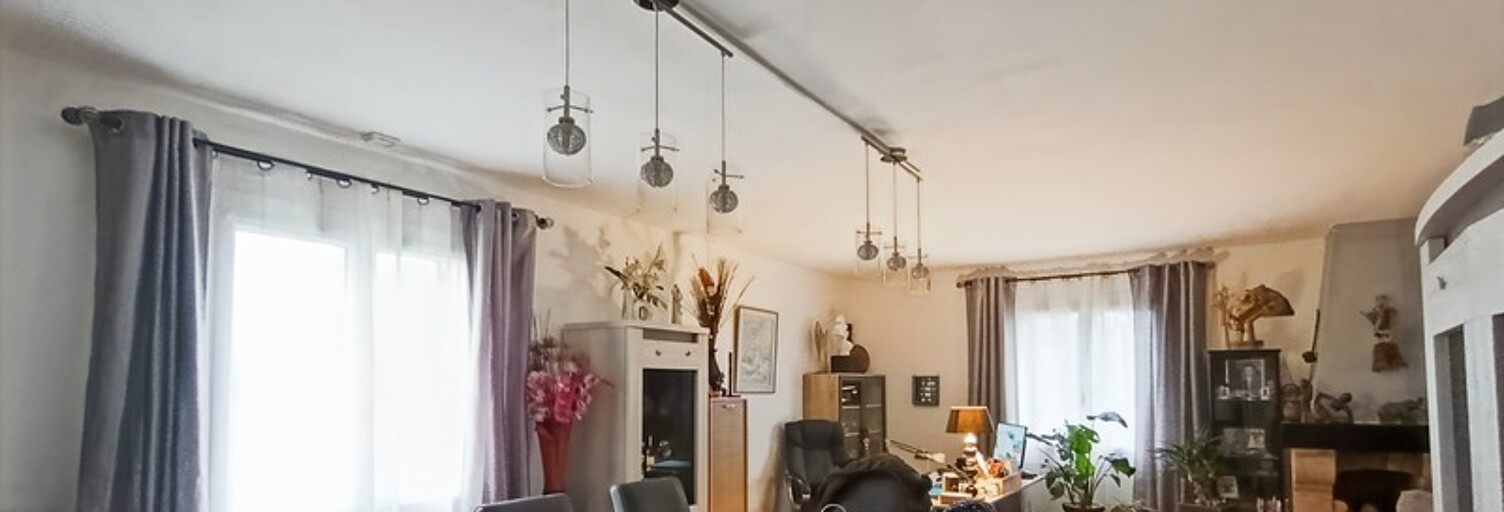 Maison 7 Pièces 162 m² à vendre à Douzains (47330)
