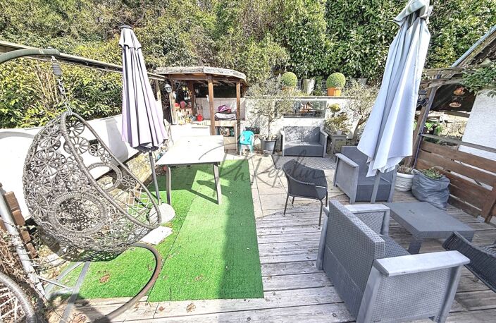 Maison de ville triplex T5 de 140m2 avec Parkings extérieur — photo 4