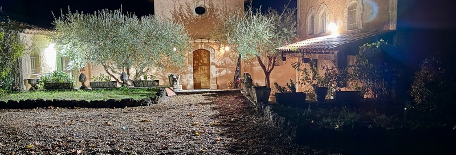 Maison 11 Pièces 314 m² à vendre à Salernes (83690)