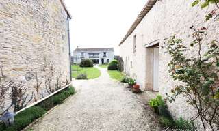 Maison 13 Pièces 305 m² à vendre à Bournand (86120)