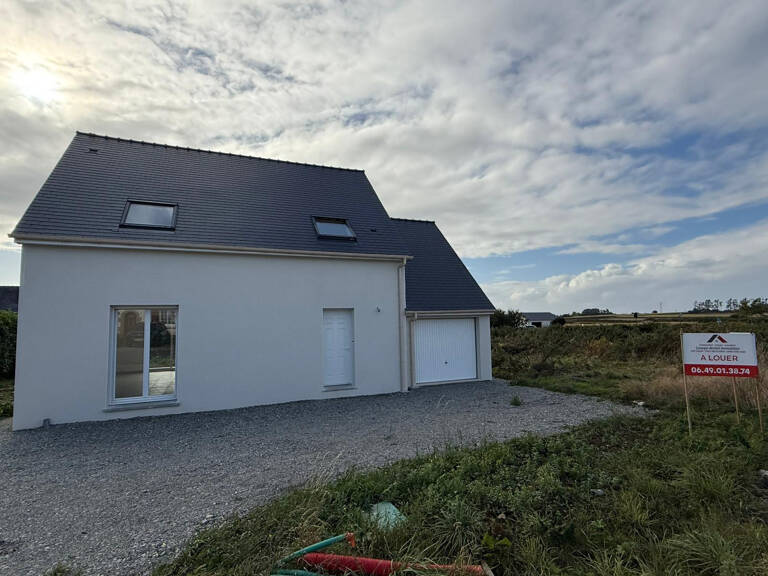 Maison avec 5 pièces en location à Plouhinec — photo 1