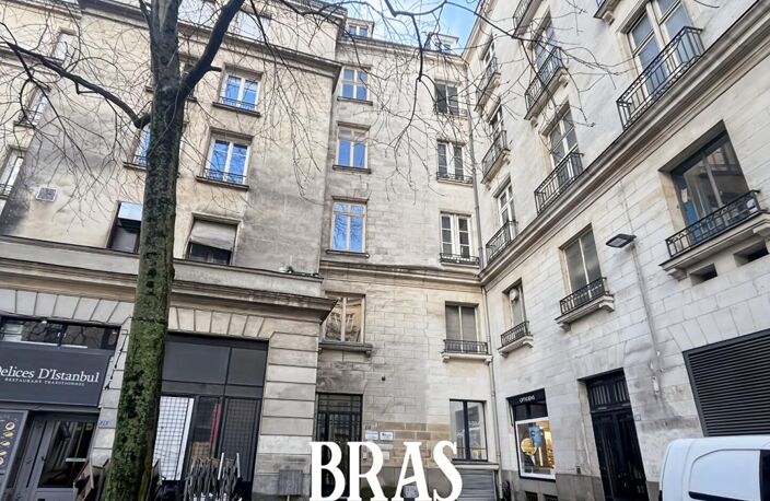 PLACE ROYALE -  Spacieux T3 — photo 3