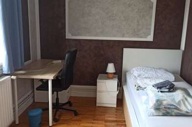 Appartement 4 pièces 1146 €