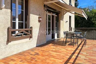 Appartement 3 pièces 995 €